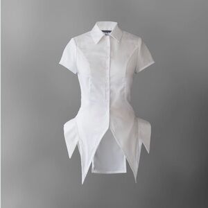 NWOT WooWoo Universes Short Sleeve Collared Blouse